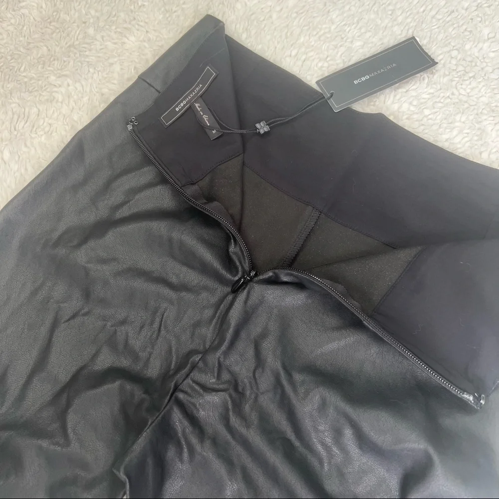 NWT BCBGMAXAZRIA Faux Leather Blossom Pants - Picture 5 of 9